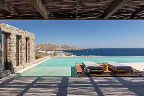 Untold Mykonos