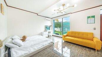 Chuncheon Dogandstay
