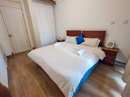 Stay.Plus Stylish Living Nova