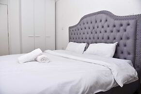 Stay.Plus Stylish Living Nova