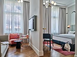 Hotel Altus Palace - Destigo Hotels
