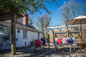 Flygate - 2 Bedroom Cottage - Lawrenny