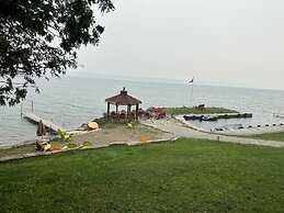 Red Lodge Resort