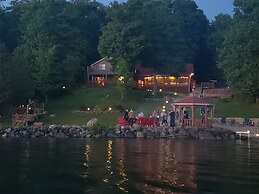 Red Lodge Resort