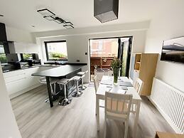 Harbourside House Holiday Home