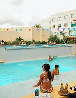 Dreamer Beach Club