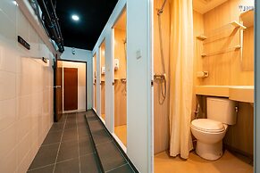 JPOD Capsule Hotel
