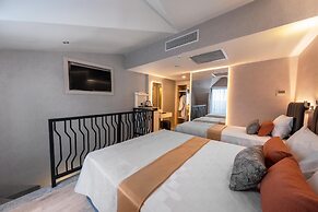 Lago Hotel