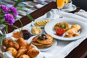 ATECA HOTEL SUITES