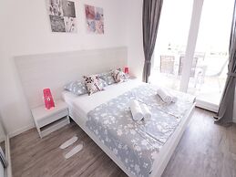 Apartments & Rooms Danivan Pool Villas B