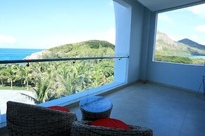 Orson Hotel & Resort Con Dao
