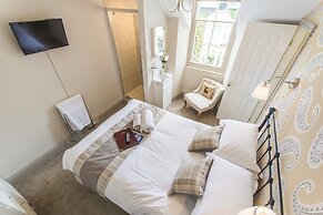 2 Cambridge Villas