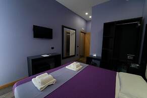 Sweet Central Hotel