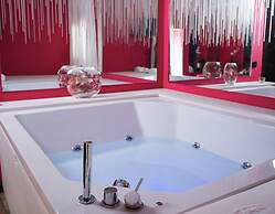 Sweet Central Hotel