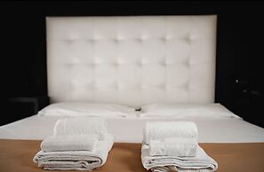 Sweet Central Hotel