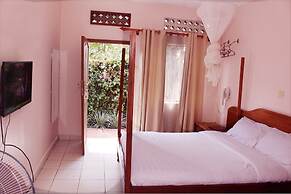 Safari Homes Hotel