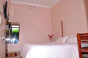 Safari Homes Hotel