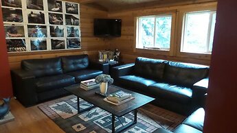 Kitimat Lodge