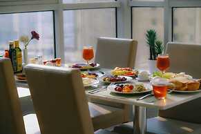 Nour Al Thuria Hotel