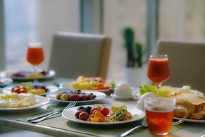 Nour Al Thuria Hotel