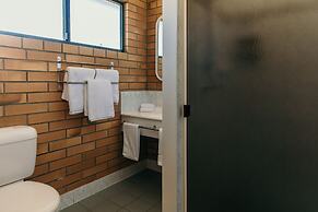 Oasis Motor Inn Blackall
