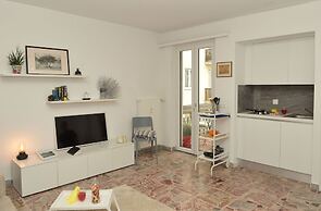 Central Apartment Guisan in Paradiso