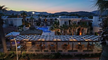 Zuzuu Beach Hotel