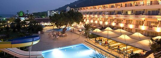 Club Marakesh Beach Hotel