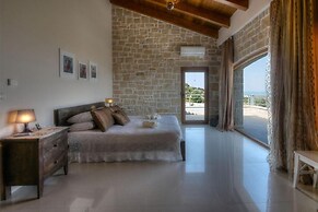 Amazing Villa Arios