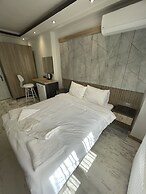 Blue Mansion Hotel