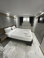 Blue Mansion Hotel