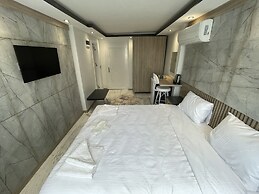 Blue Mansion Hotel