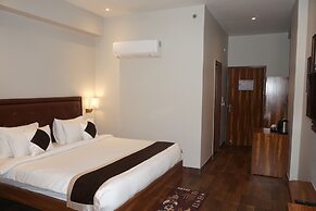 Neel Clarks Inn Express Agra
