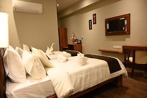 Neel Clarks Inn Express Agra