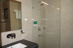 Neel Clarks Inn Express Agra