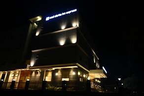 Neel Clarks Inn Express Agra