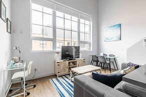 2BR 2 Storey Loft Free Parking Gym