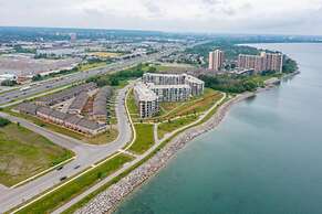 Modern Lakeshore 3BR 3BA TH Free Parking BBQ