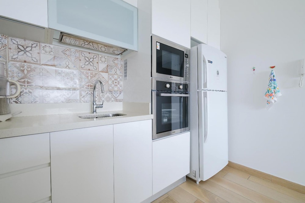 Spectacular 3BR 2BA Parking