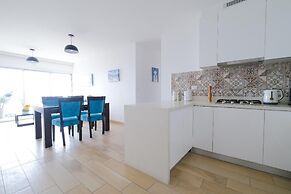 Spectacular 3BR 2BA Parking