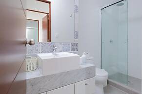 Spectacular 3BR 2BA Parking