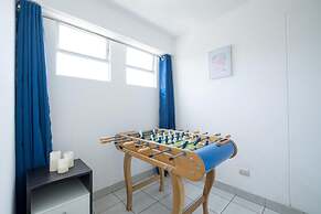 Lux Apt Great Location Gameroom