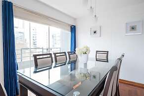 Lux Apt Great Location Gameroom