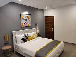 The Bark- An Art Hotel