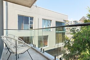 One Calais Luxury Apartments