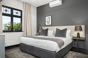 One Calais Luxury Apartments