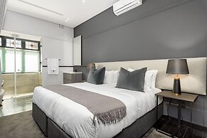 One Calais Luxury Apartments
