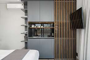 One Calais Luxury Apartments