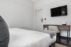 One Calais Luxury Apartments