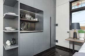 One Calais Luxury Apartments